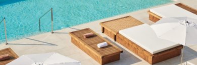 4-Star Adults-Only Hotel in Santa Susana with Half-Board Accommodations