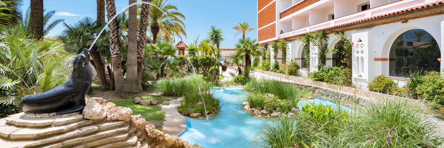 Beachfront hotel in Comarruga Costa Dorada