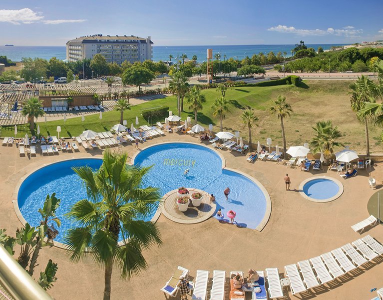 Pack your bags! Santa Susanna is calling you