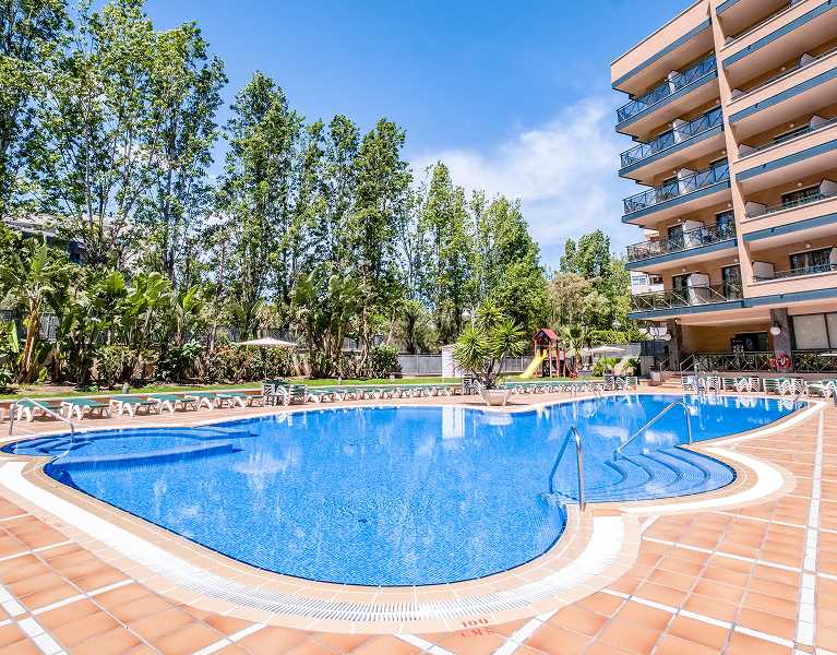 Salou em modo de férias! Hotel de 4 estrelas e tudo pronto para desfrutar