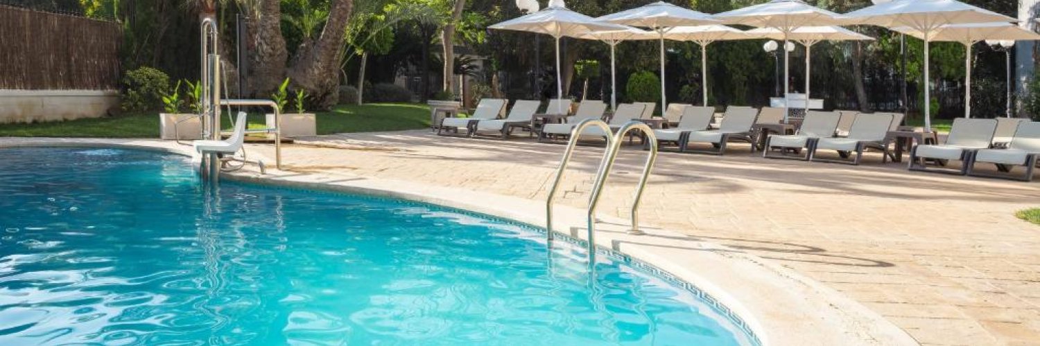 Relaxez-vous à Valence dans un hôtel 4 étoiles avec piscine