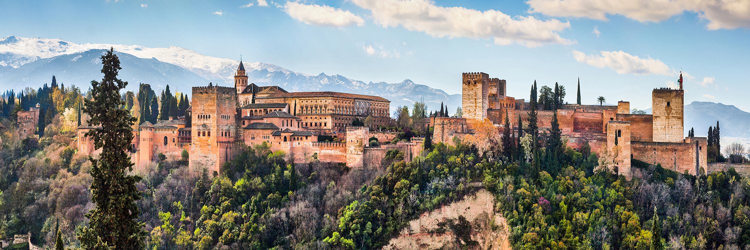 Granada at Your Fingertips: Next to the Genil River and the Paseo del Violón