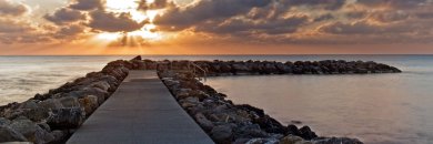The best summer plan is in Cala Bona: Mallorca with an optional ferry ride