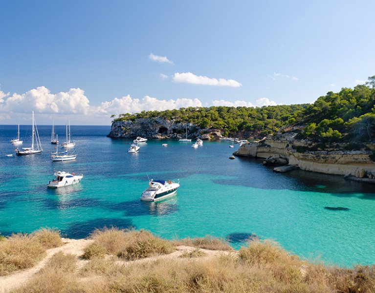 Summer isn't over yet! Your hotel in Cala Ratjada Mallorca