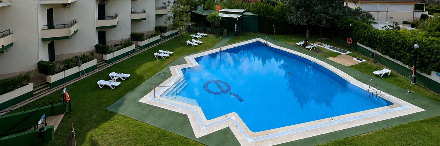 Relax in Seville in an apartment with a pool