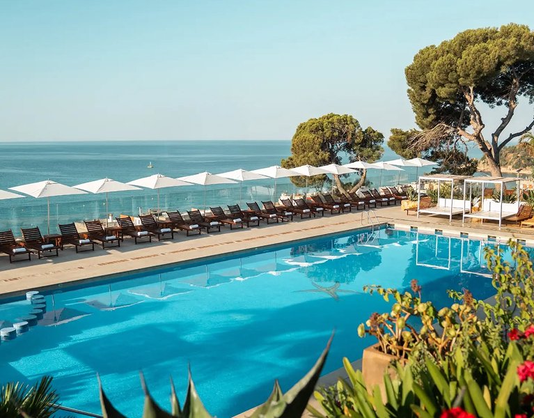 Das Reiseziel, das nie enttäuscht! Lloret de Mar in einem 4-Sterne-Hotel
