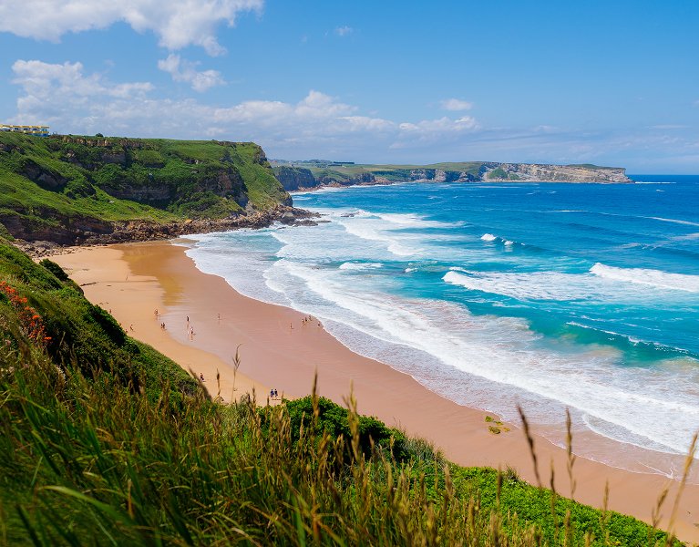 Aufwachen in der Natur bei Suances