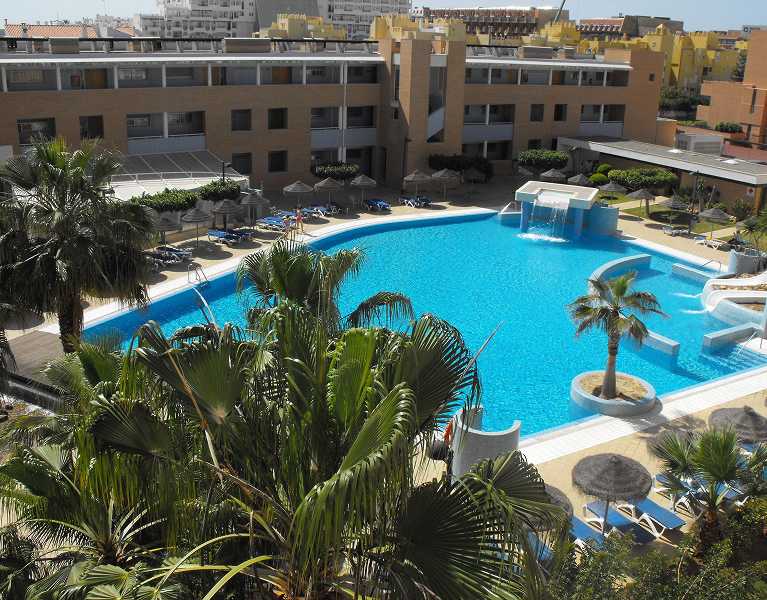 Roquetas de Mar: A Vacation with an Andalusian Flavor at a 4-Star Hotel