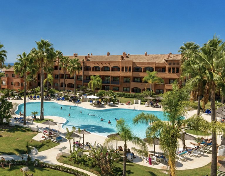 Last-Minute-Angebot! 4-Sterne-Hotel in Estepona an der Costa del Sol