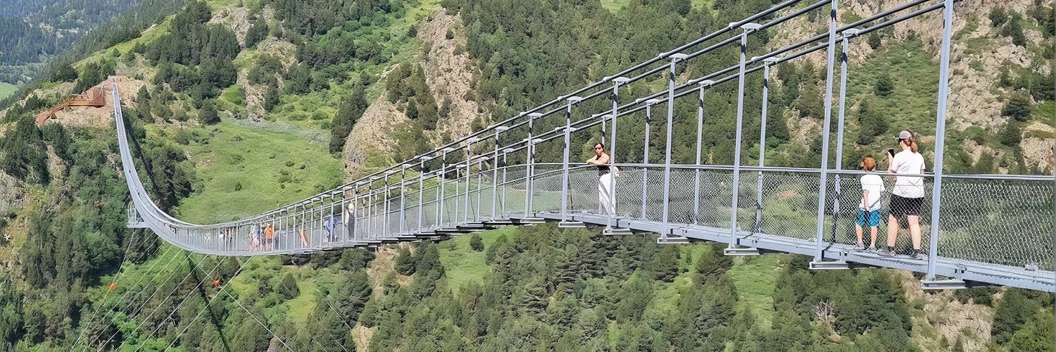Aventura em Andorra! Sinta a adrenalina da Ponte Tibetana e aprecie as vistas do Roc del Quer