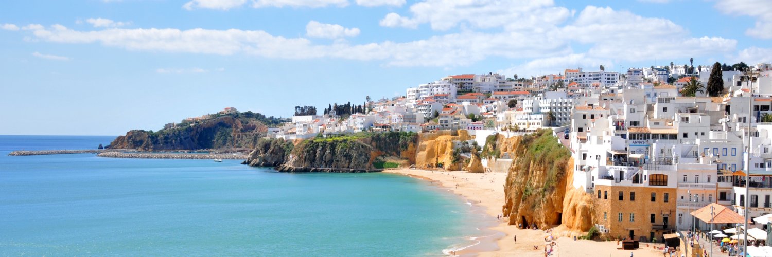 Albufeira erwartet Sie mit einer 4-Sterne-Ferienwohnung, von der aus Sie die Algarve entdecken können