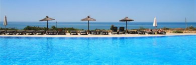 LAST ROOMS AVAILABLE! Getaway to Conil de la Frontera at a 4-star beachfront hotel