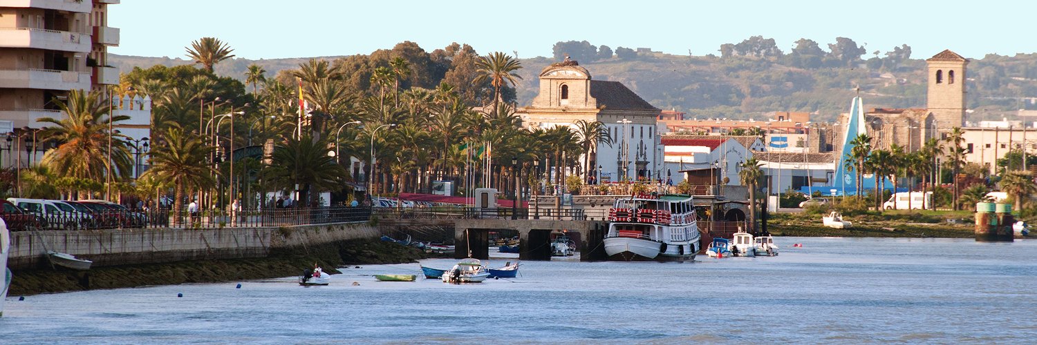 O teu refúgio na Baía de Cádis: Sol, praias de areia fina e alma andaluza