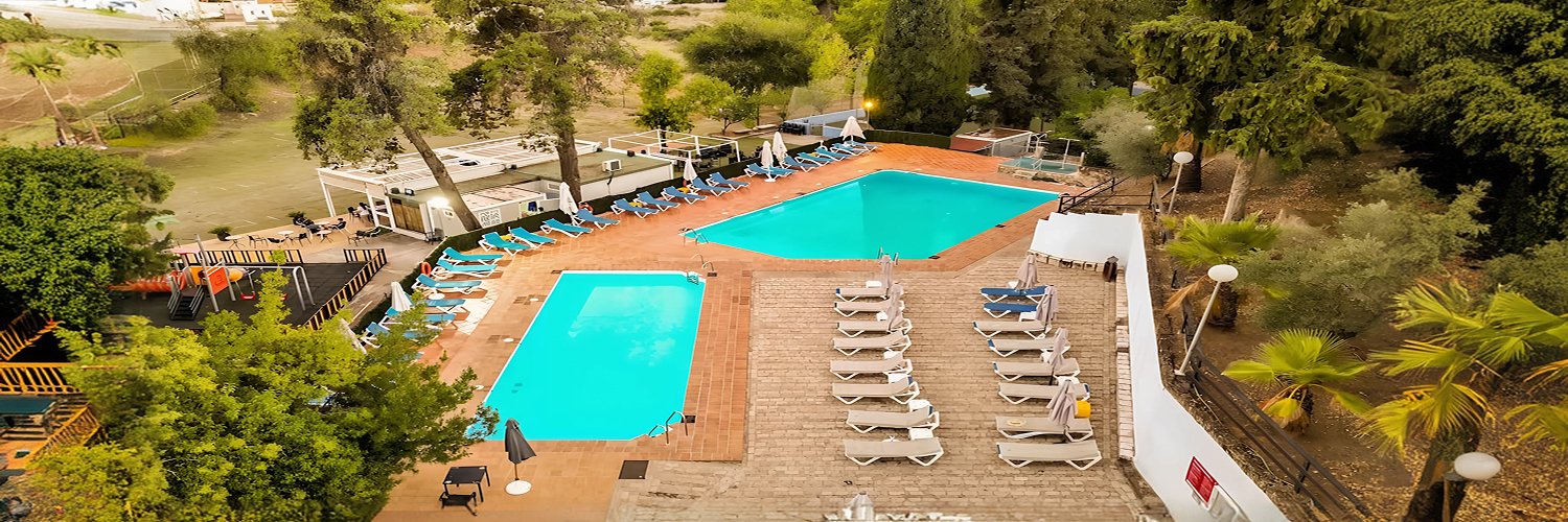 From the courtyards to the mosque, discover the charms of Córdoba at a hotel with a pool