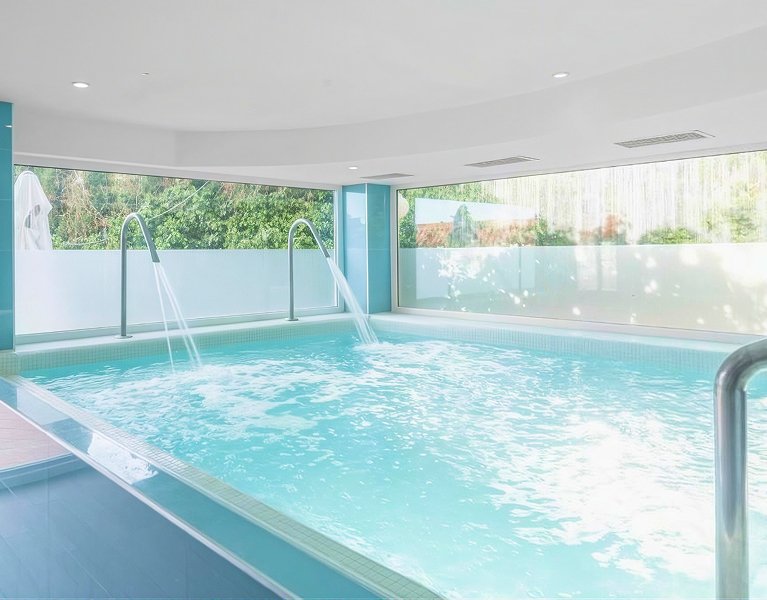 Die entspannendste Seite der Costa del Sol: Nerja mit Spa