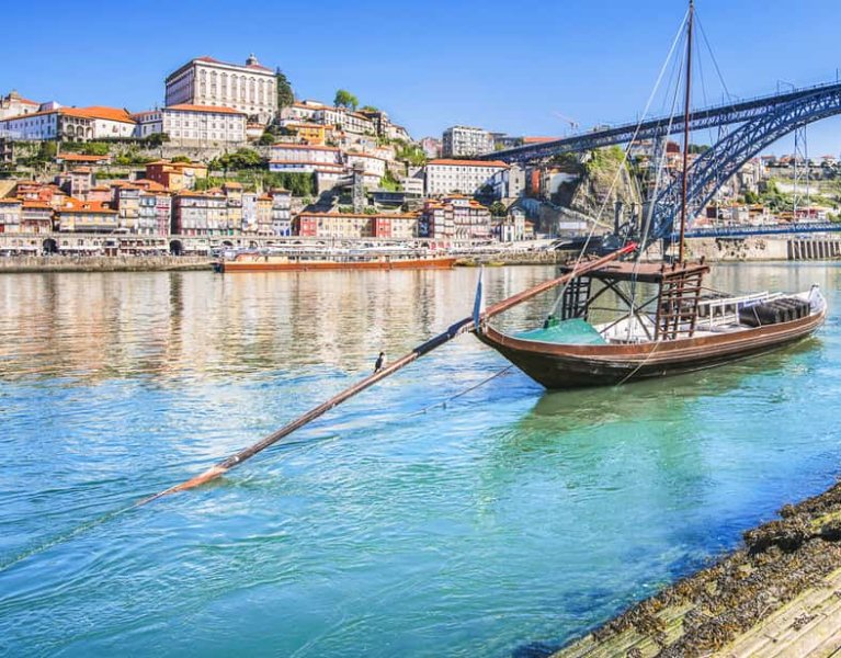 Porto: six-bridge cruise and wine tasting