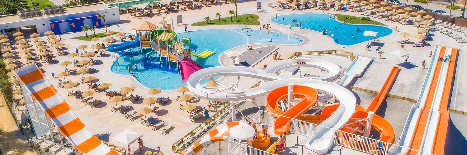 Last spots available! Make the most of your summer in Rota!