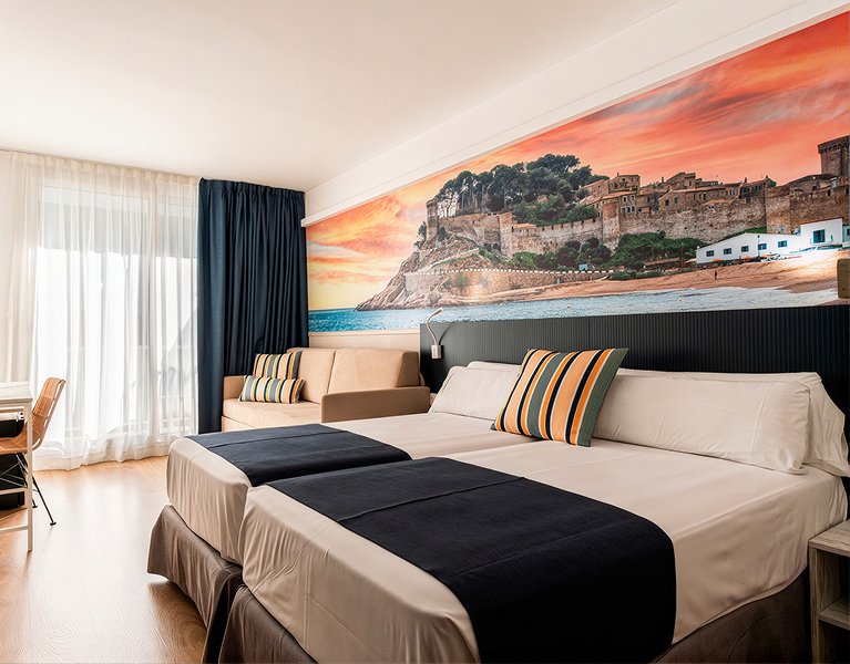 Long week-end d'octobre et bien plus encore ! Hôtel 4 étoiles à Tossa de Mar, au cœur de la Costa Brava