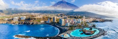 Discover Tenerife from a 3-star hotel in the heart of Puerto de la Cruz