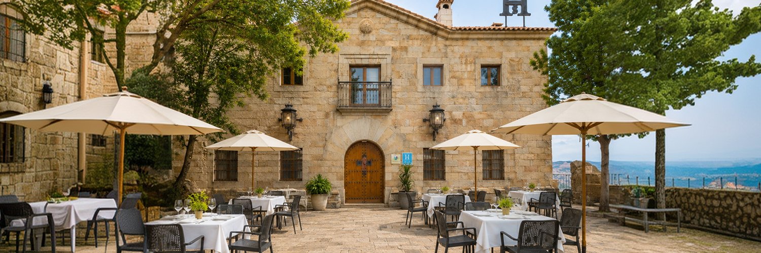 A dream holiday! Enjoy a Parador with spectacular views of the Sierra de Andújar