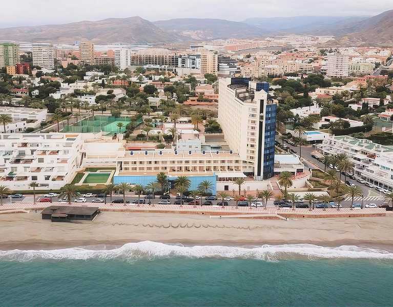 Aguadulce : les pieds dans l’eau