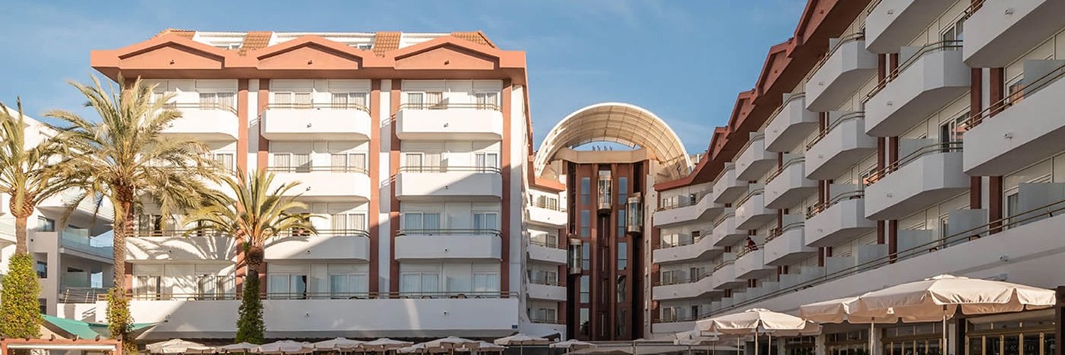 Partez en escapade à Santa Susanna ! Hôtel 4 étoiles sur la côte catalane avec des séjours pour Halloween