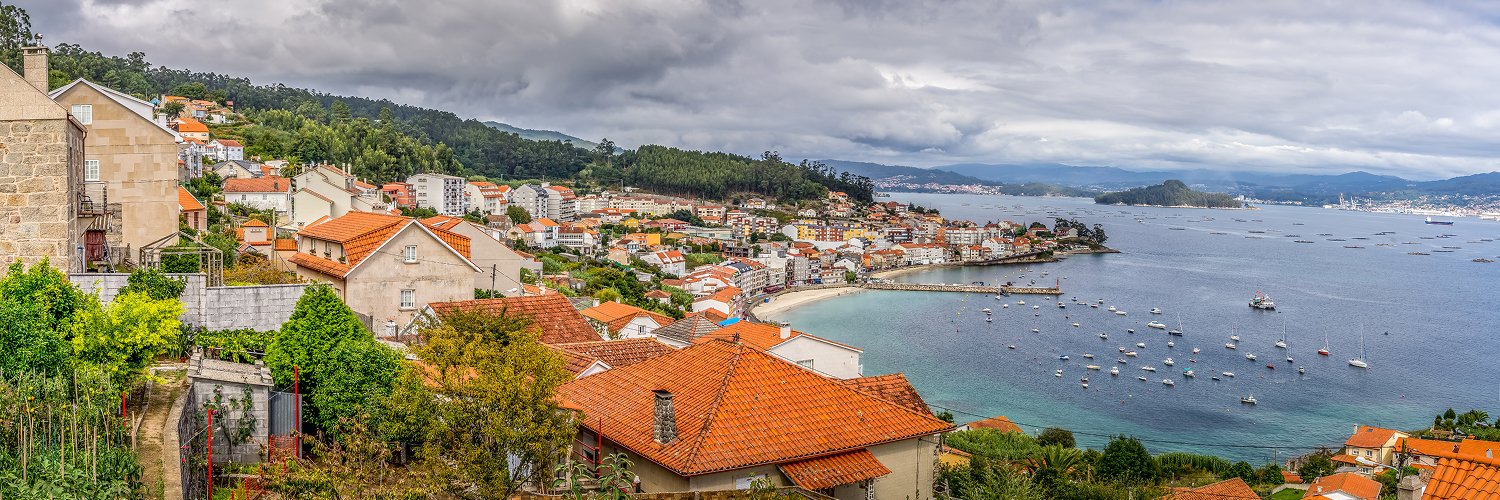 Sanxenxo: Stay Right by the Beach